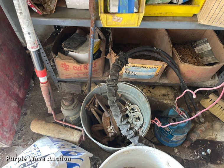 image for item DP0042 Tools