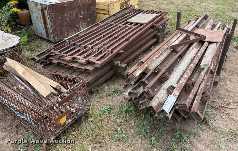 image for item DP0047 Concrete equipment