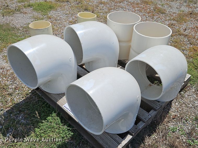 Solvent weld PVC fittings in Nevada, MO Item DP2357 sold Purple Wave