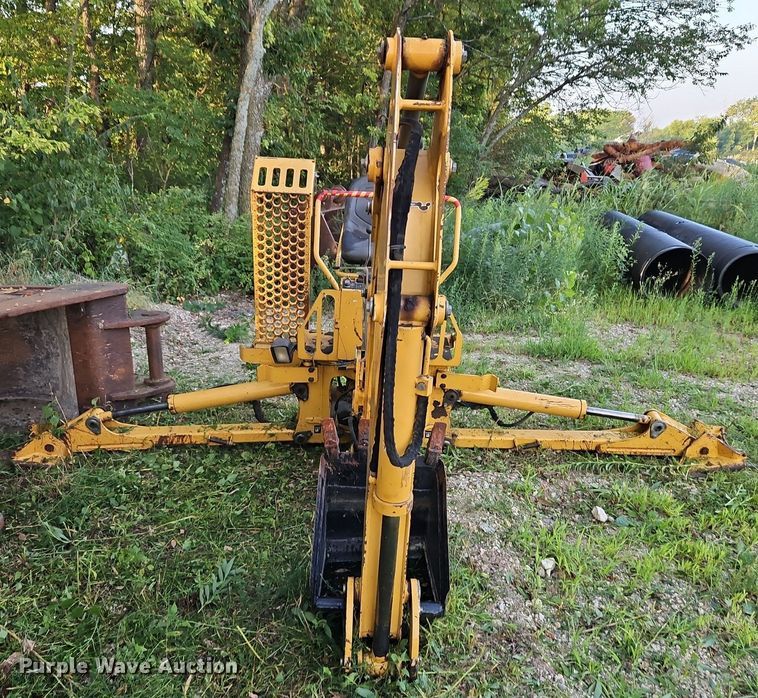 image for item DP2364 2009 Vermeer B750  backhoe attachment