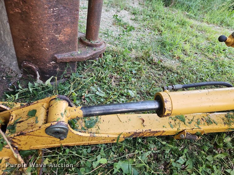 image for item DP2364 2009 Vermeer B750  backhoe attachment