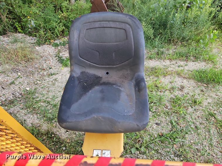 image for item DP2364 2009 Vermeer B750  backhoe attachment