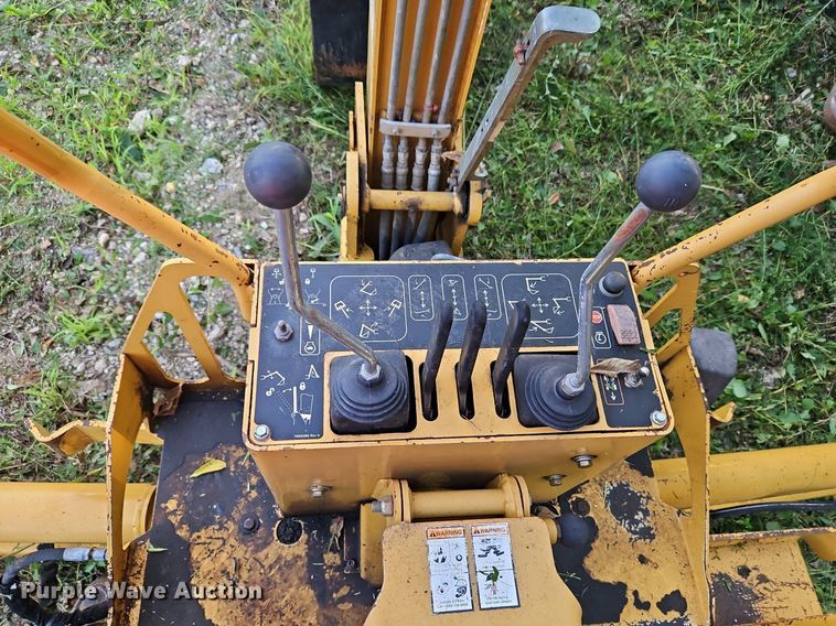 image for item DP2364 2009 Vermeer B750  backhoe attachment