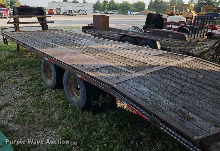 image for item DP2366 2005 Pro-Trak  equipment trailer