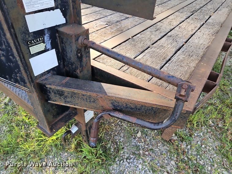 image for item DP2366 2005 Pro-Trak  equipment trailer