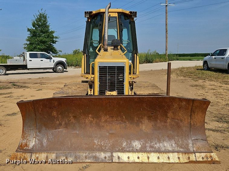 image for item DP2367 2003 Caterpillar D5G LGP  dozer
