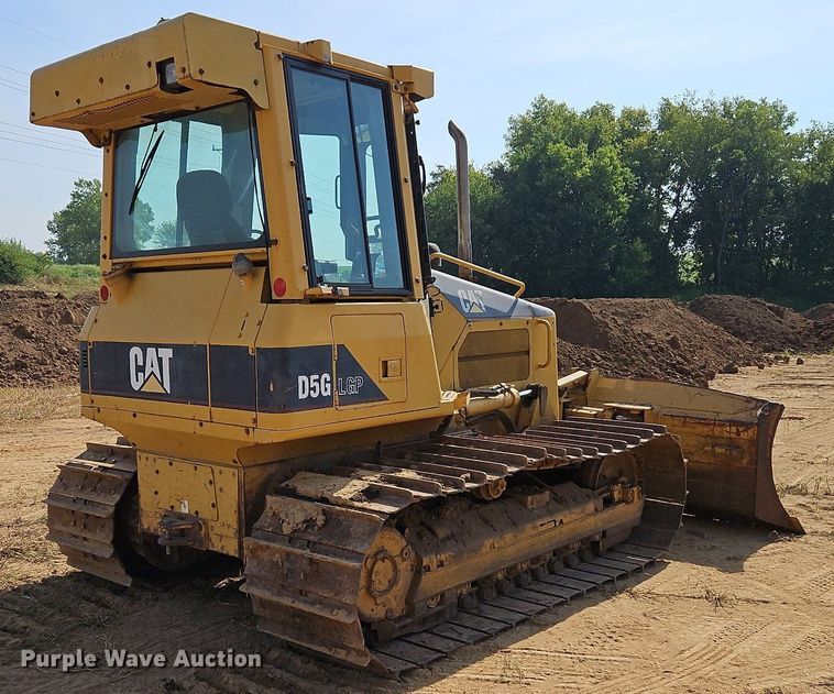 image for item DP2367 2003 Caterpillar D5G LGP  dozer
