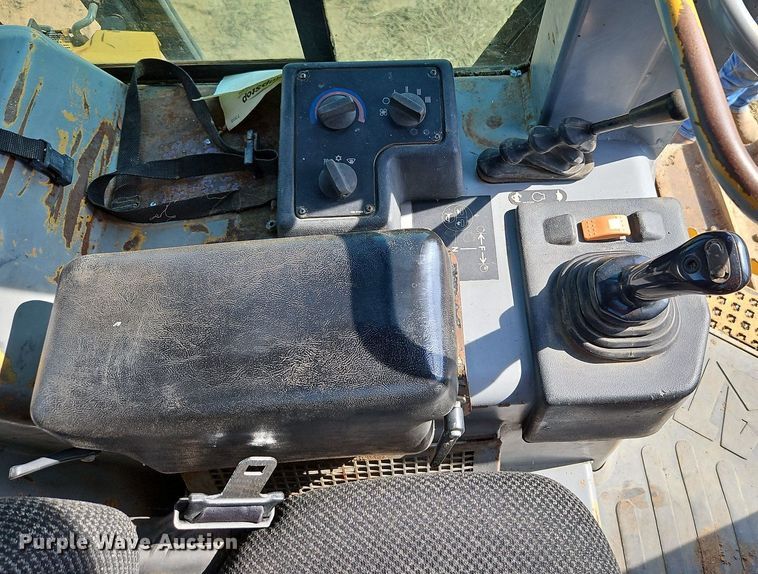 image for item DP2367 2003 Caterpillar D5G LGP  dozer