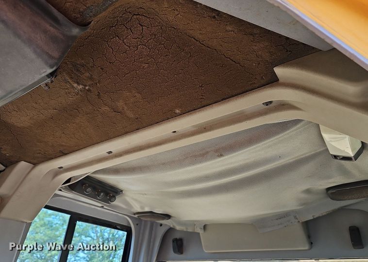 image for item DP2367 2003 Caterpillar D5G LGP  dozer