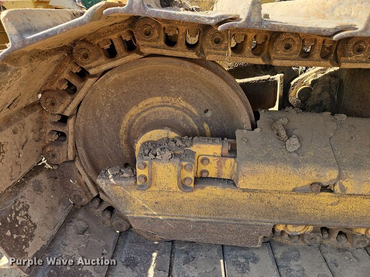 image for item DP2367 2003 Caterpillar D5G LGP  dozer