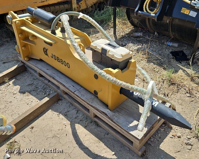 image for item DP2377 2022 Jisan JSB800  hydraulic breaker