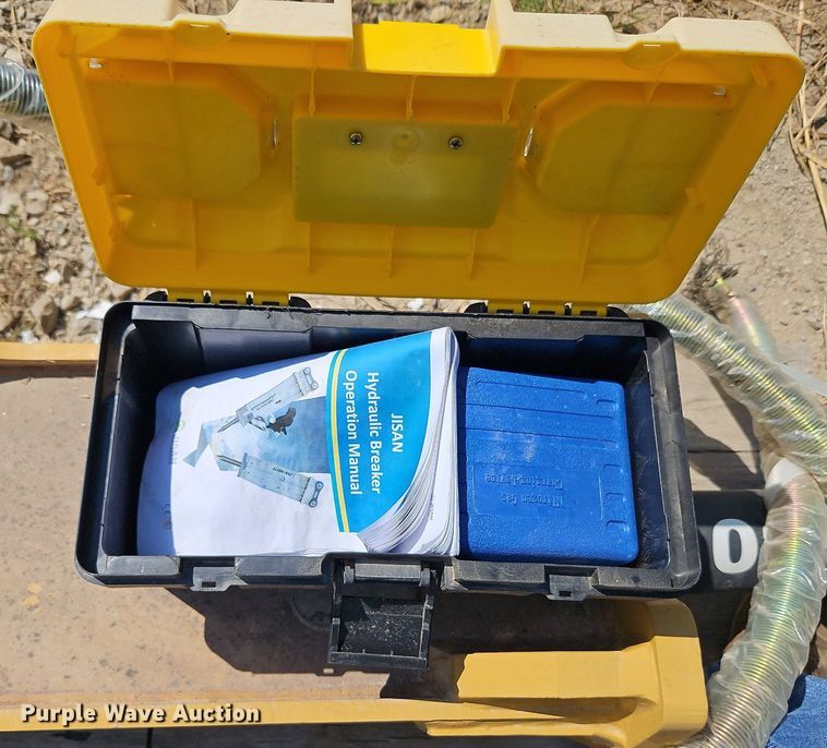 image for item DP2377 2022 Jisan JSB800  hydraulic breaker