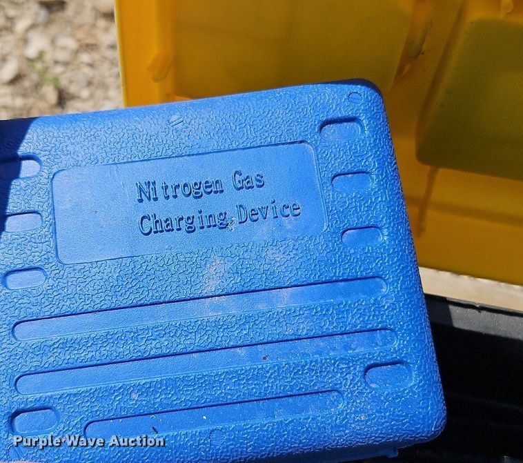 image for item DP2377 2022 Jisan JSB800  hydraulic breaker