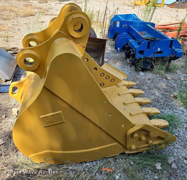 image for item DP2378 Caterpillar  48" W bucket