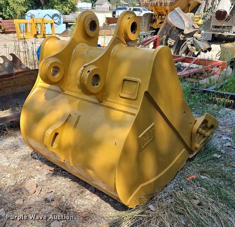 image for item DP2378 Caterpillar  48" W bucket