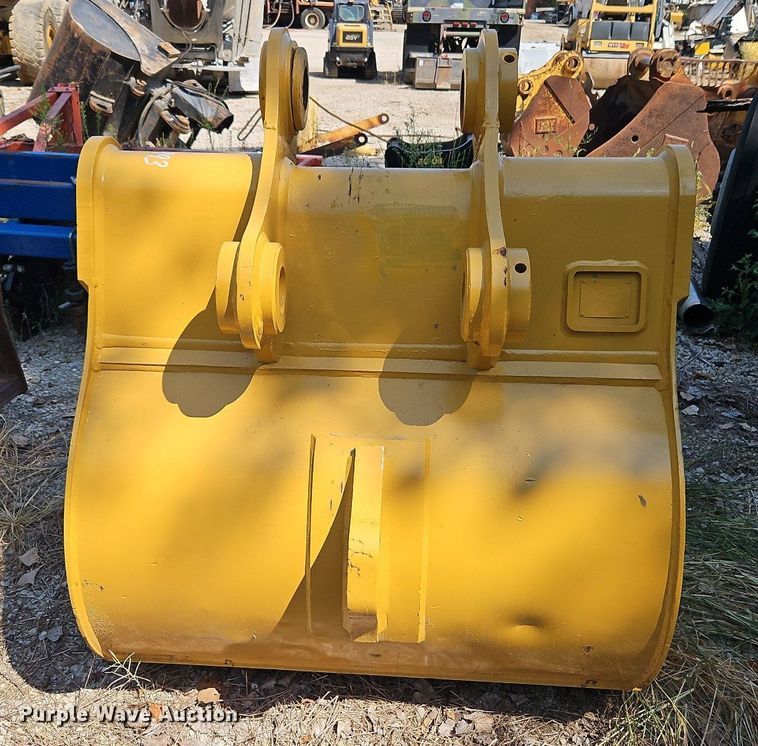 image for item DP2378 Caterpillar  48" W bucket