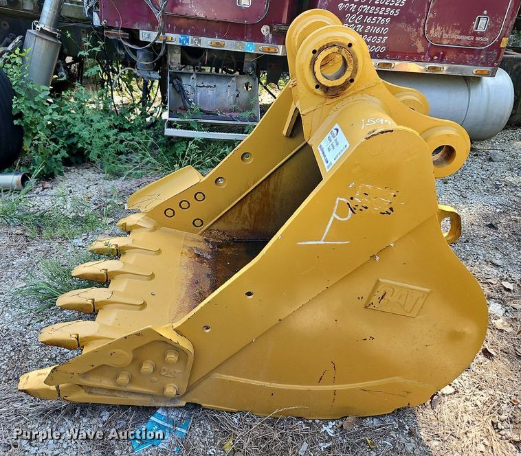 image for item DP2378 Caterpillar  48" W bucket