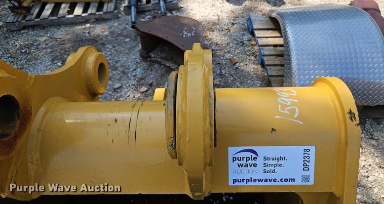image for item DP2378 Caterpillar  48" W bucket