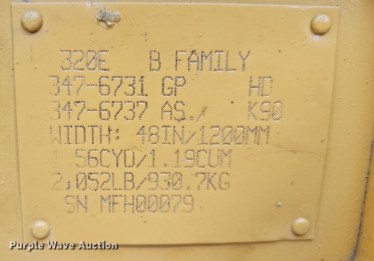 image for item DP2378 Caterpillar  48" W bucket