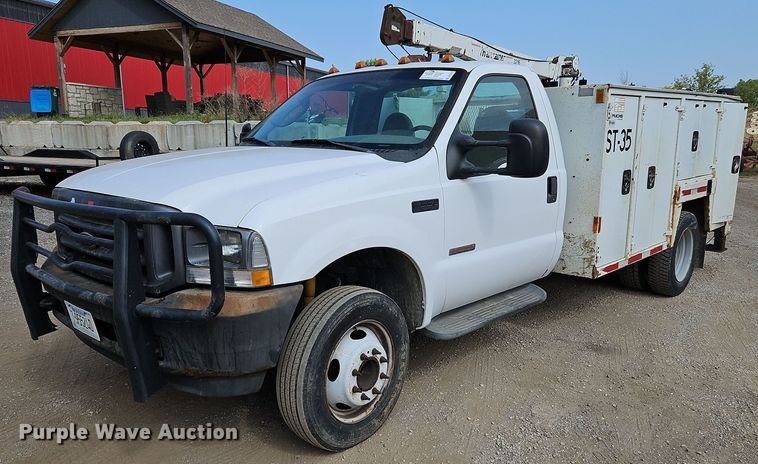image for item DP2417 2003 Ford F550 Super Duty XL  utility / service truck