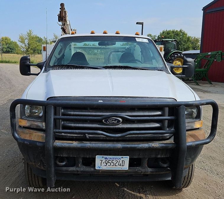 image for item DP2417 2003 Ford F550 Super Duty XL  utility / service truck