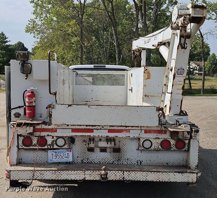 image for item DP2417 2003 Ford F550 Super Duty XL  utility / service truck