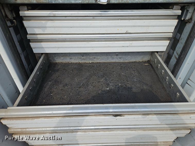 image for item DP2417 2003 Ford F550 Super Duty XL  utility / service truck