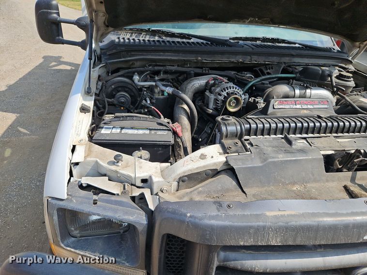 image for item DP2417 2003 Ford F550 Super Duty XL  utility / service truck