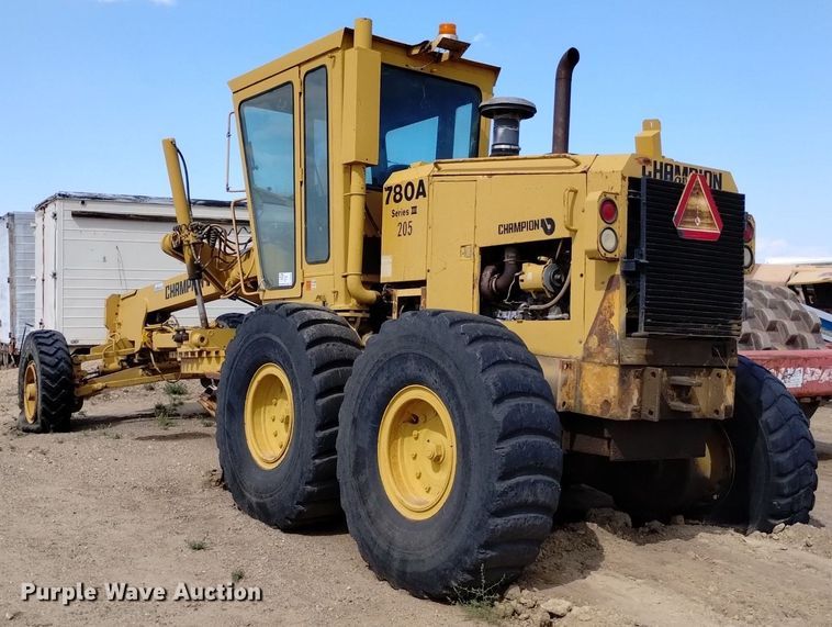 image for item DP3392 1990 Champion 780A Series III  motor grader