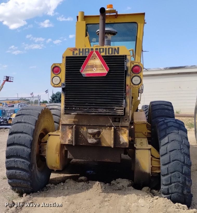 image for item DP3392 1990 Champion 780A Series III  motor grader