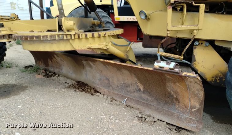 image for item DP3392 1990 Champion 780A Series III  motor grader