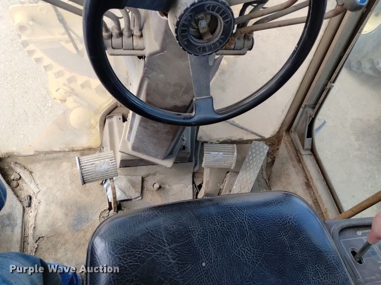 image for item DP3392 1990 Champion 780A Series III  motor grader