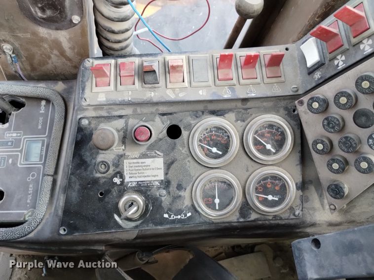 image for item DP3392 1990 Champion 780A Series III  motor grader