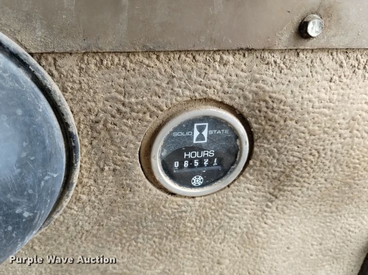 image for item DP3392 1990 Champion 780A Series III  motor grader