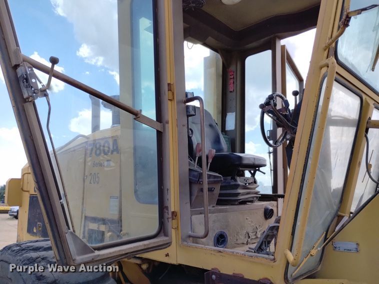 image for item DP3392 1990 Champion 780A Series III  motor grader