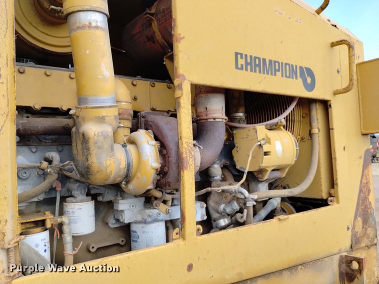 image for item DP3392 1990 Champion 780A Series III  motor grader