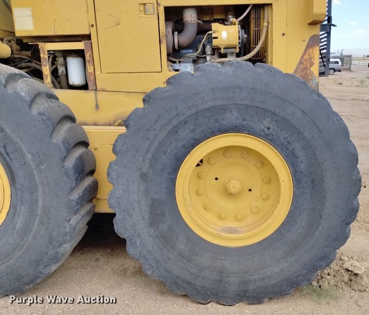 image for item DP3392 1990 Champion 780A Series III  motor grader