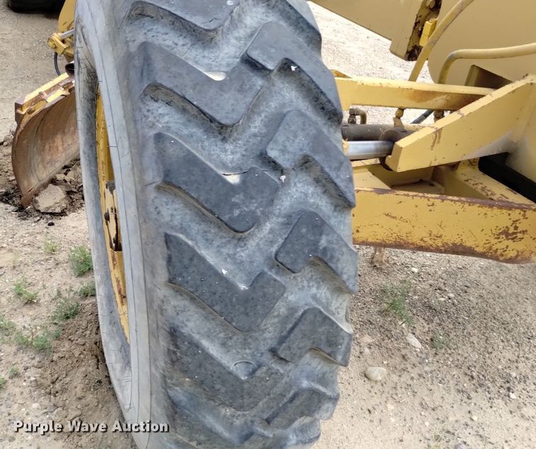 image for item DP3392 1990 Champion 780A Series III  motor grader