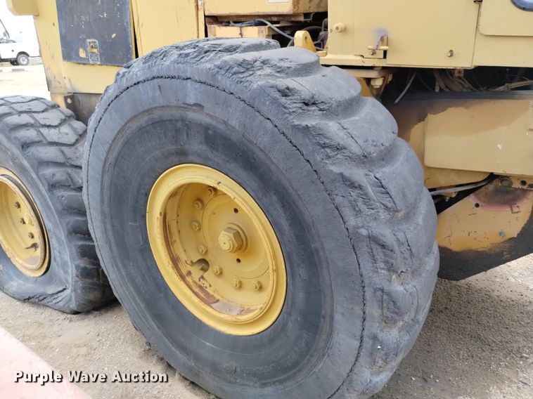 image for item DP3392 1990 Champion 780A Series III  motor grader