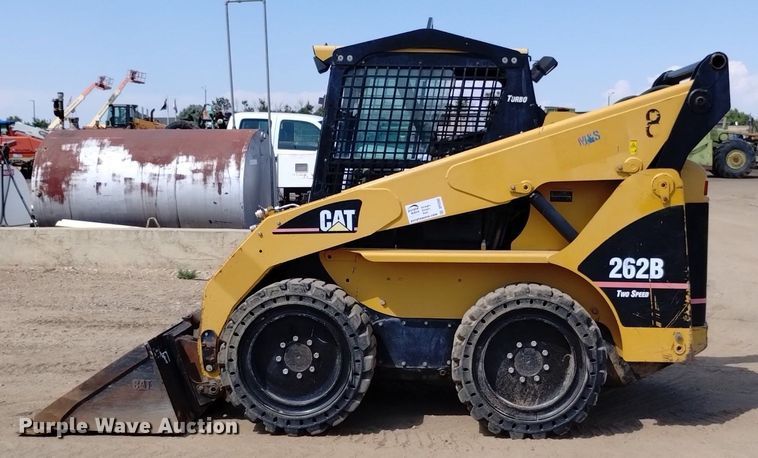 image for item DP3393 2007 Caterpillar 262B  skid steer loader