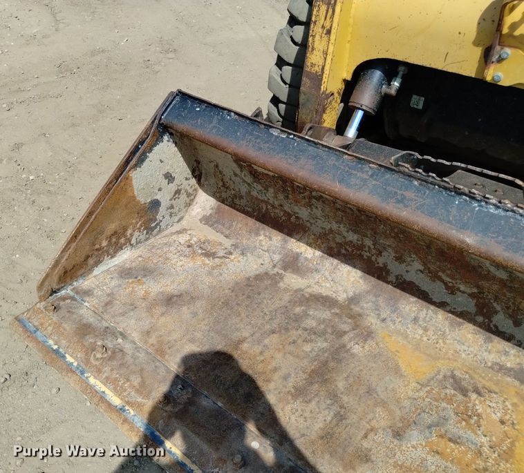 image for item DP3393 2007 Caterpillar 262B  skid steer loader