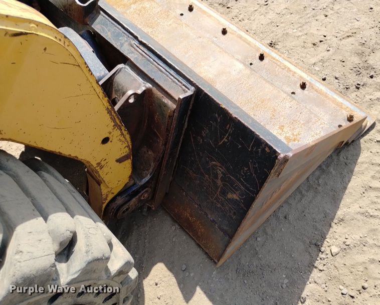 image for item DP3393 2007 Caterpillar 262B  skid steer loader