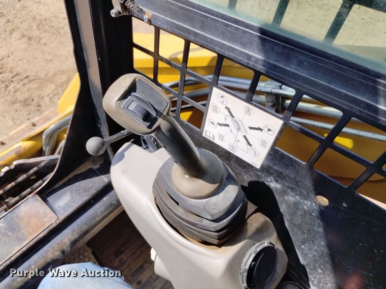 image for item DP3393 2007 Caterpillar 262B  skid steer loader