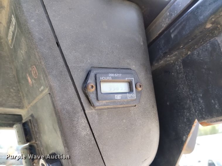 image for item DP3393 2007 Caterpillar 262B  skid steer loader