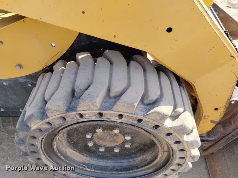 image for item DP3393 2007 Caterpillar 262B  skid steer loader