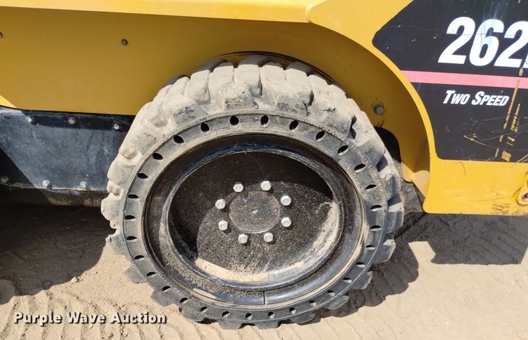 image for item DP3393 2007 Caterpillar 262B  skid steer loader