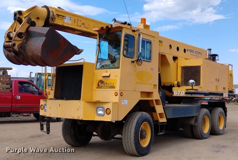 image for item DP3395 Badger 670  wheeled excavator