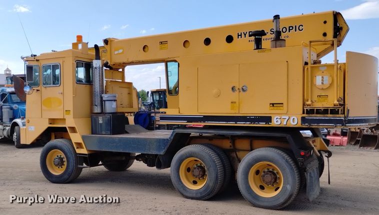 image for item DP3395 Badger 670  wheeled excavator