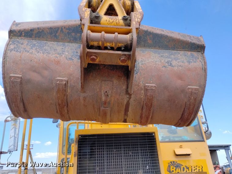 image for item DP3395 Badger 670  wheeled excavator