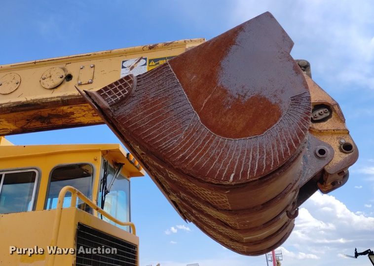 image for item DP3395 Badger 670  wheeled excavator